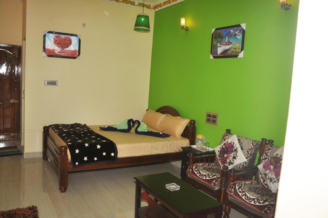 Yelagiri Egv Residency Hotel ภายนอก รูปภาพ